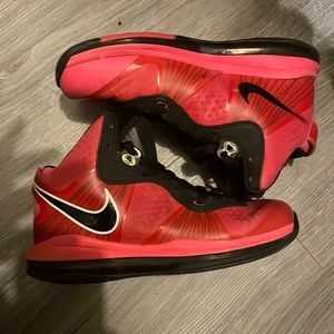 Lebron 8 v2 fusha pink gs 6.5 no box